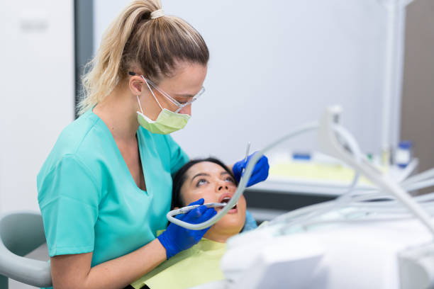 Best Emergency Tooth Extraction  in Gregory, TX
